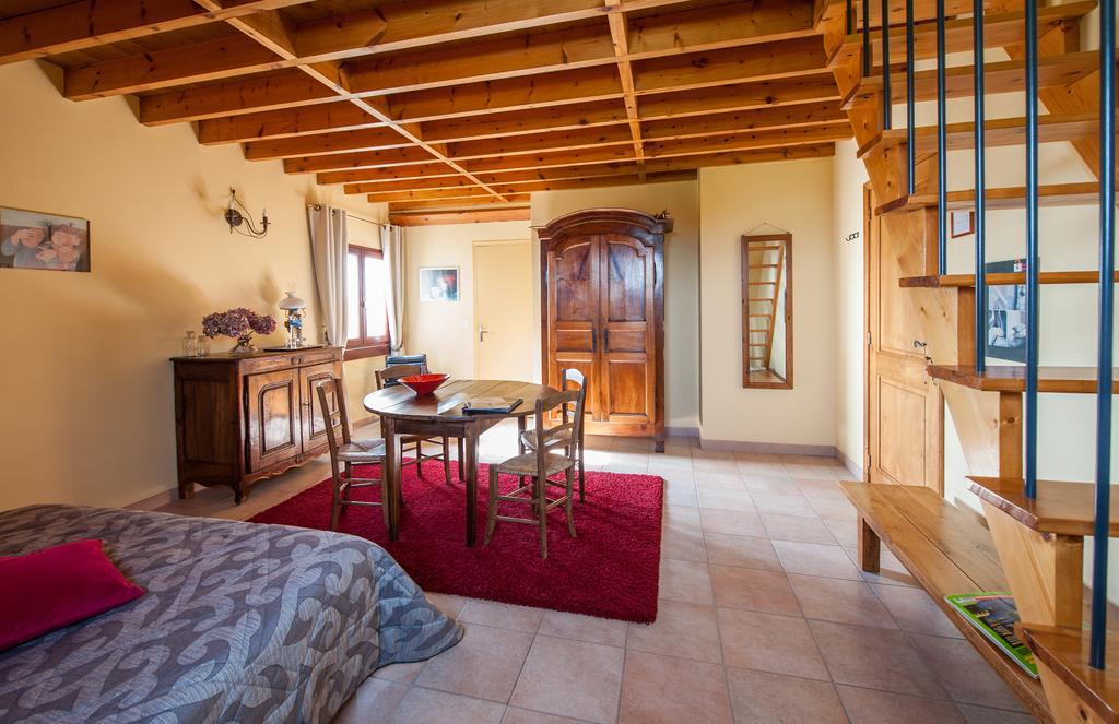 Villa Touloumo Mayrac Ruang foto