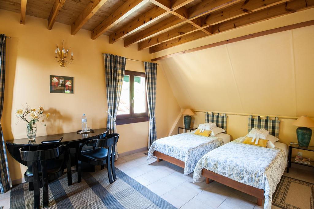Villa Touloumo Mayrac Ruang foto